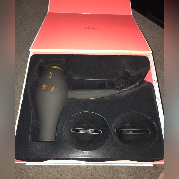 Aria Infrared Blow Dryer with Ionic Technology **NEW IN BOX** - Picture 3 of 4